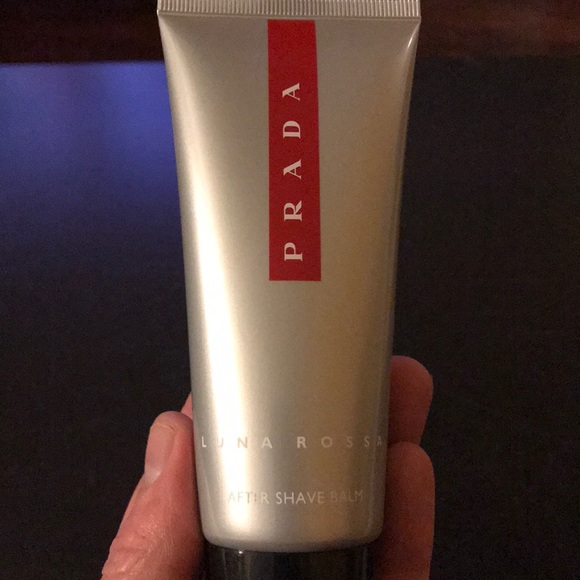 prada red aftershave